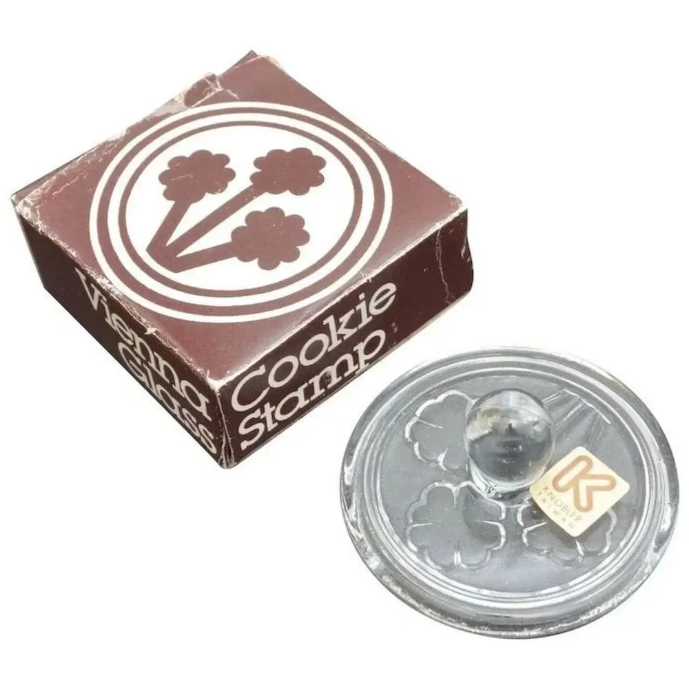 2 Vienna Glass Knobler Glass Clover Flower & Daisy Cookie Stamp Cookie Cutter